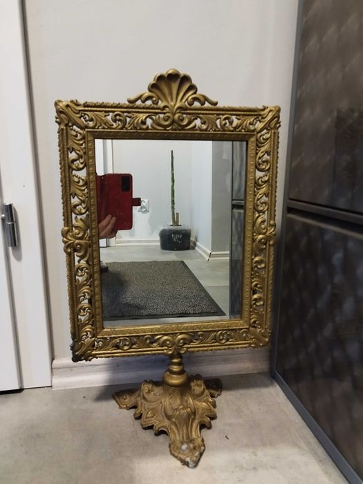 Sprzedam piękne lusterko w mosiężnej ramie