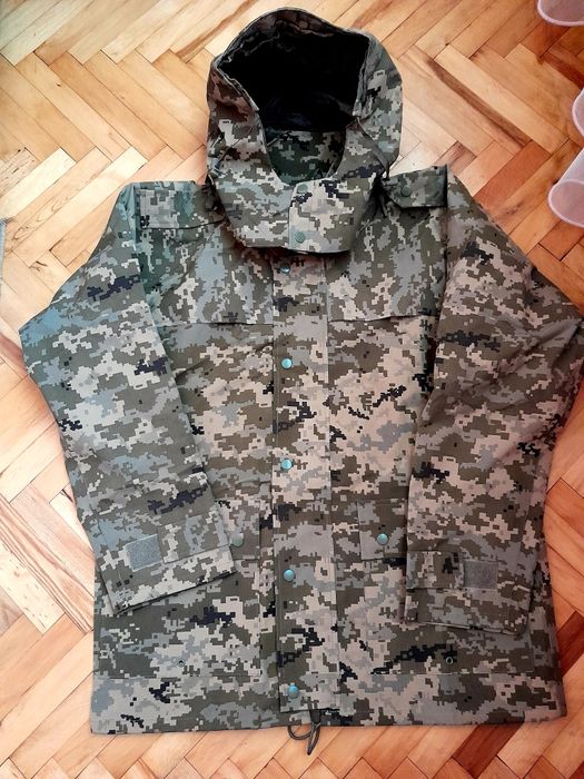 Куртка  дощовик...