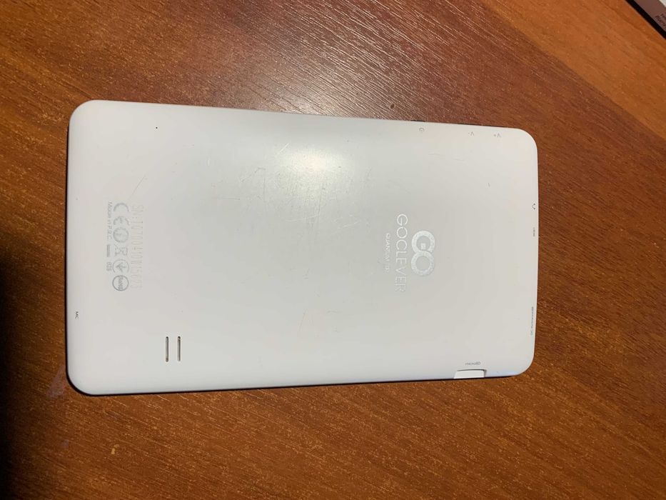 Планшет GoClever Quantum 700+ клавиатура с чехлом