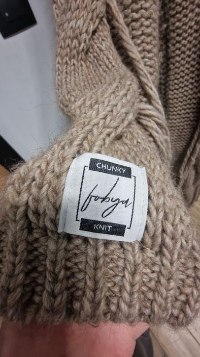 Fobya Chunky Knit kardigan maxi długi sweter ciepły wełna alpaka frędz