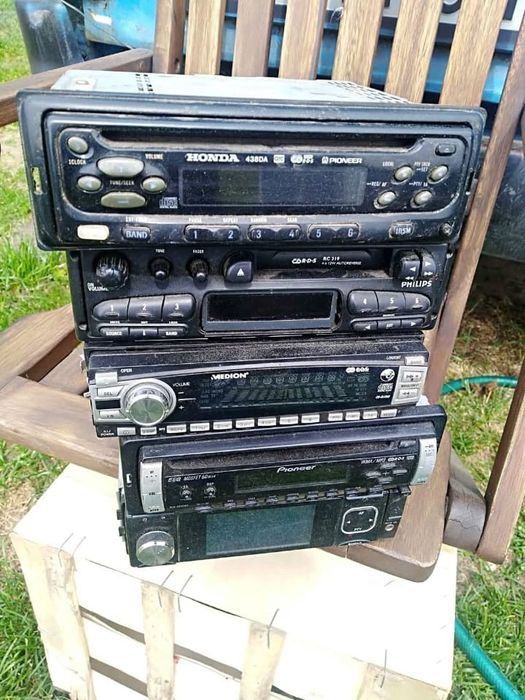 Автомагнітола Pioneer Deh 2820mp та інші