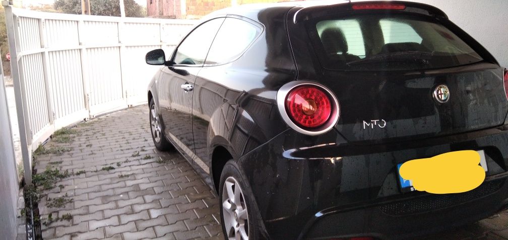 Alpha Romeo Mito | Preto