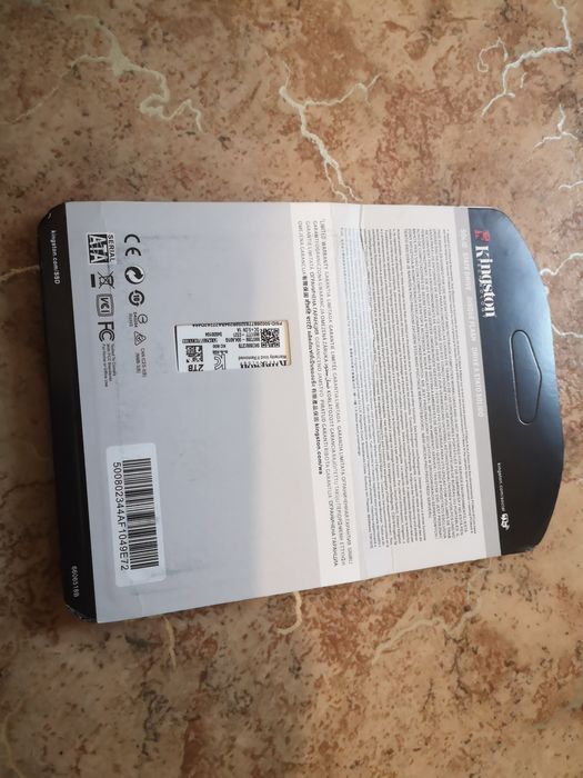 Жёсткий диск винчестер SSD kingston kc600 2Tb