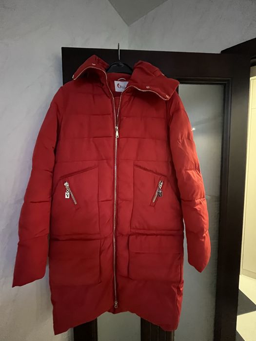 Пуховик зимовий, жіночий