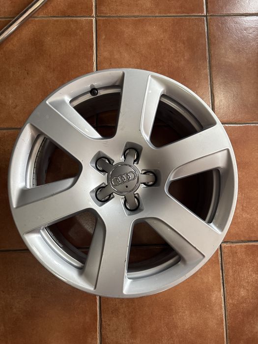 Felgi Audi 17" 5x112 (nr 351)