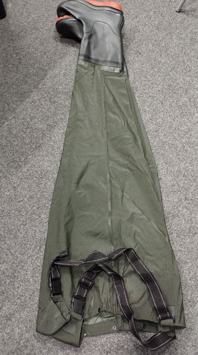 Wodery Spodniobuty Spodnie Wędkarskie 42/43/44/45/46 + Szelki