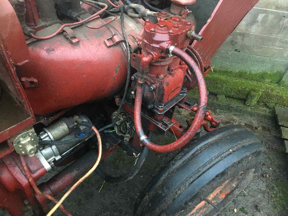 Продам Трактор т25