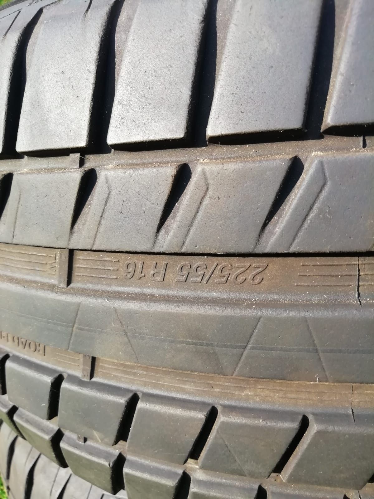 Dwie opony letnie Riken 225/55 R16 niski przebieg