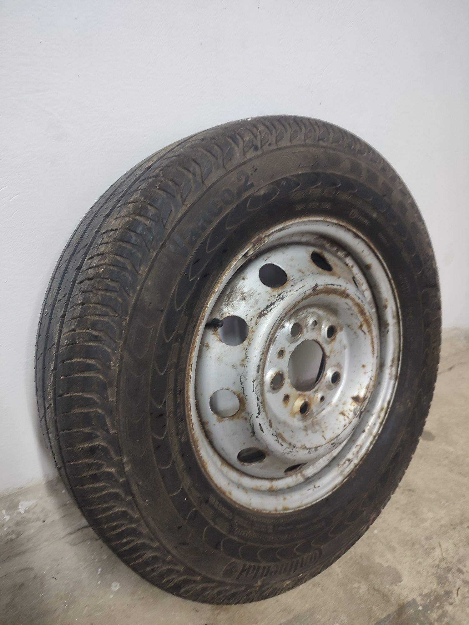 Колесо з диском 215/75/r16 c et68