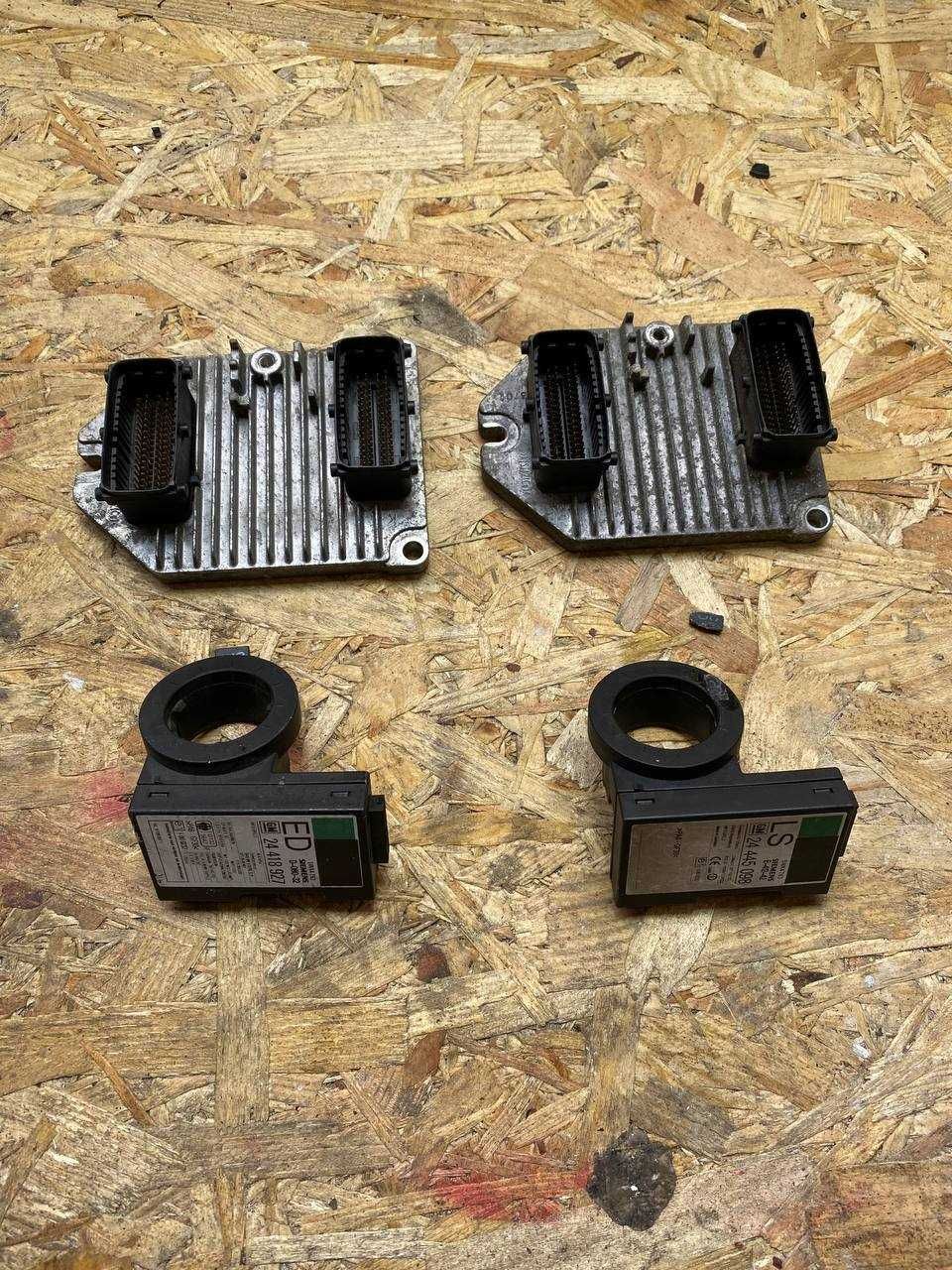 Блок управління двигуном ЕБУ ECU Opel Astra G Zafira A 1.8 Z18XE