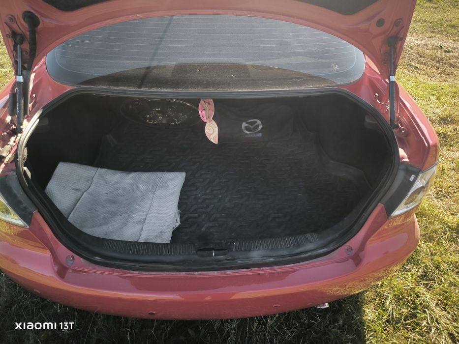 Mazda 6 GG, ухожена, без вложений, 2.0 газ/бензин.