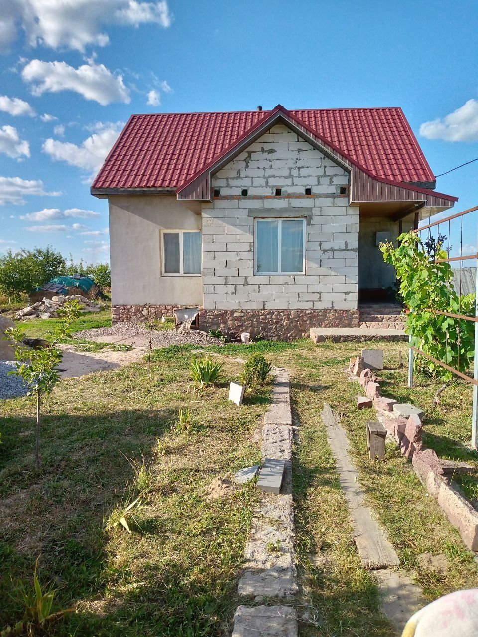 Продам новий будинок в с. Двірець