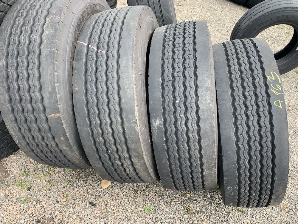 A163. 265/70/19,5 Michelin XTE2