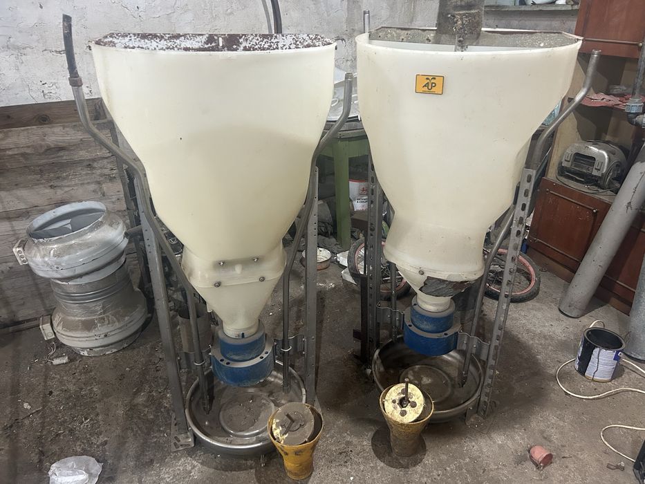 Кормушки для свиней , турбомат бу під ремонт