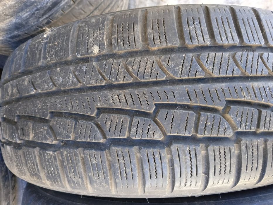 Шини 235/60/R18. 7мм, ПАРА
