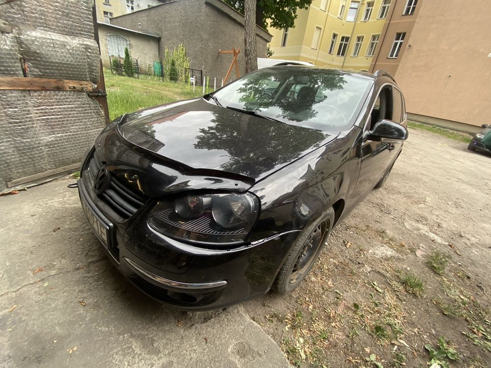 Do sprzedania mam golfa mk5 variant z 2008 roku 1.9 tdi bls