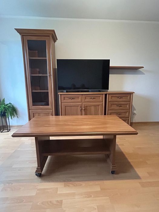 Sprzedam Komody I stolik jak na zdjęciu