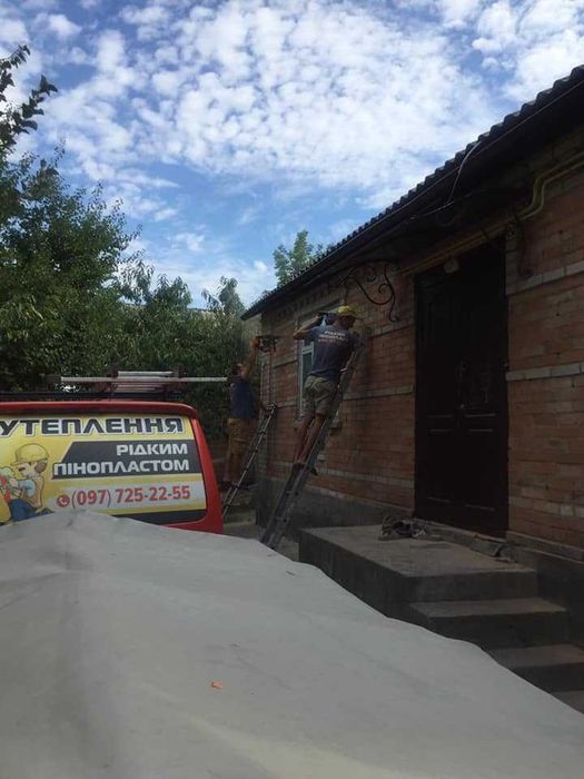 .Піноізол.Заповнення міжстінових порожнин.Утеплення.Рідкий пінопласт