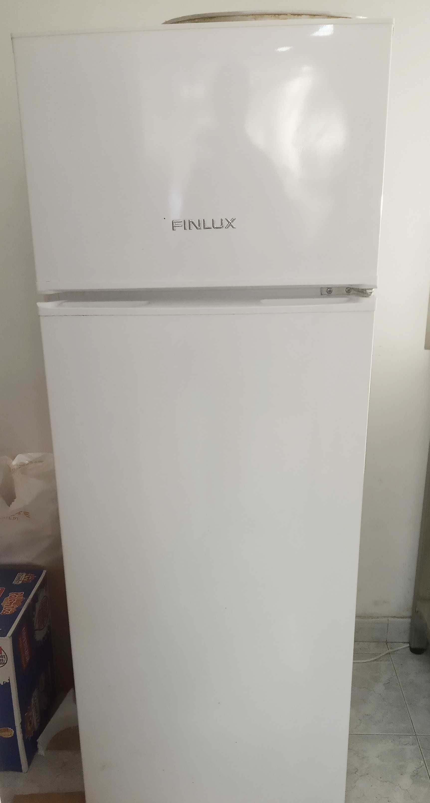 Vendo Recheio de loja de Gomas vários artigos preços negociáveis!