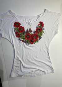 Biała bluzka  z motywem regionalnym kwiatowym naszywanym maki XS