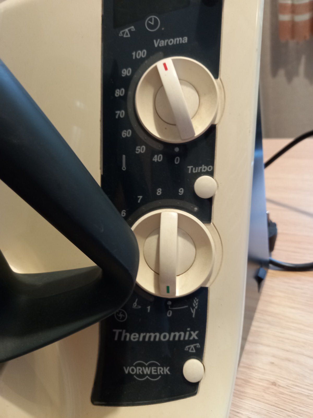 Thermomix -  универсальный кухонный робот
