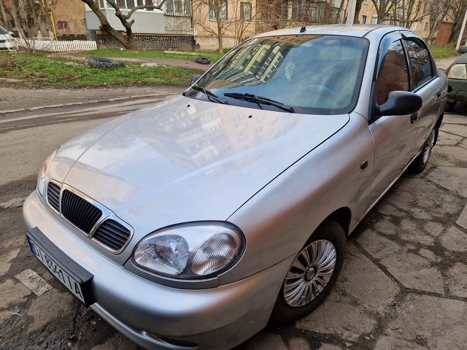 Авто в хорршому стані газ бензин