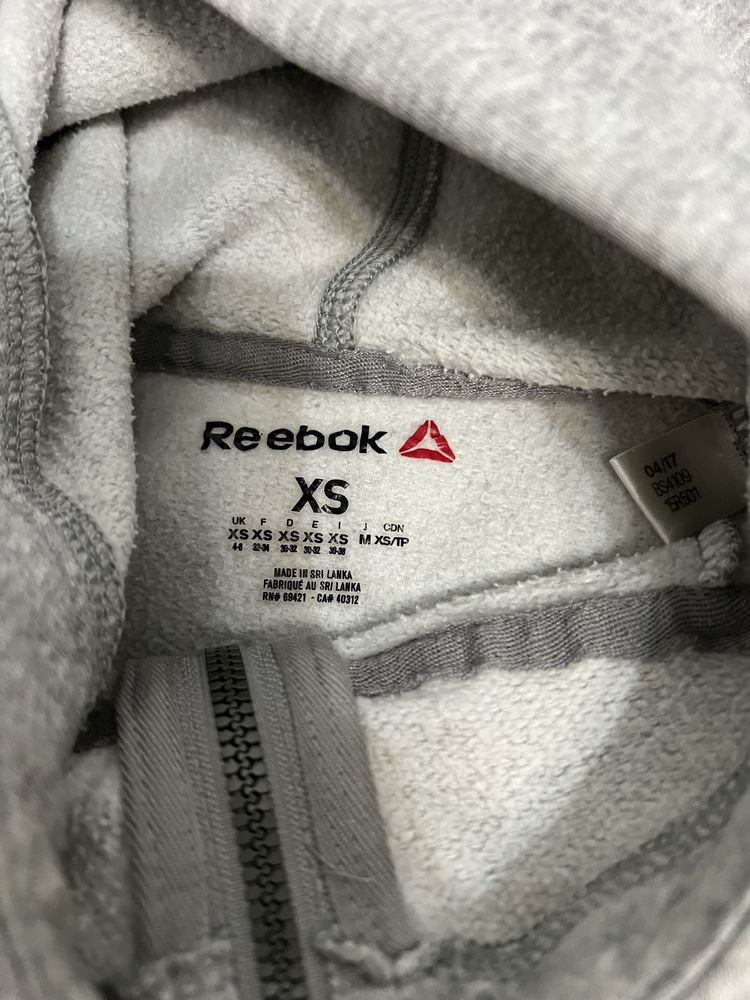 Спортивна кофта reebok