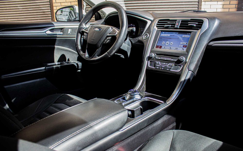 Ford Fusion 2.5 Газ/Бензин 2018