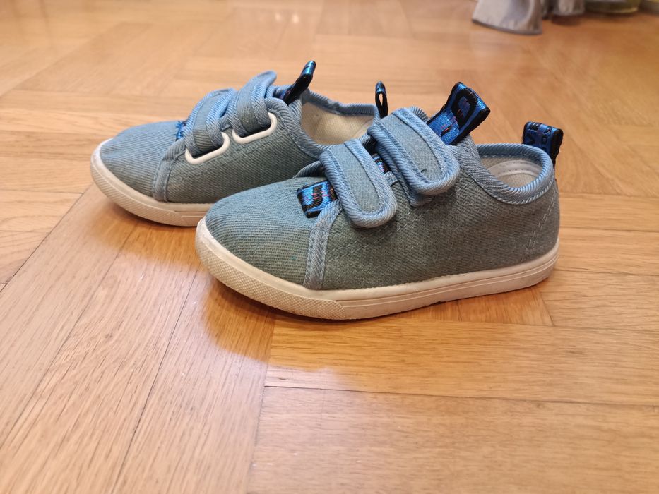 Капчики на хлопчика. Розмір 25.