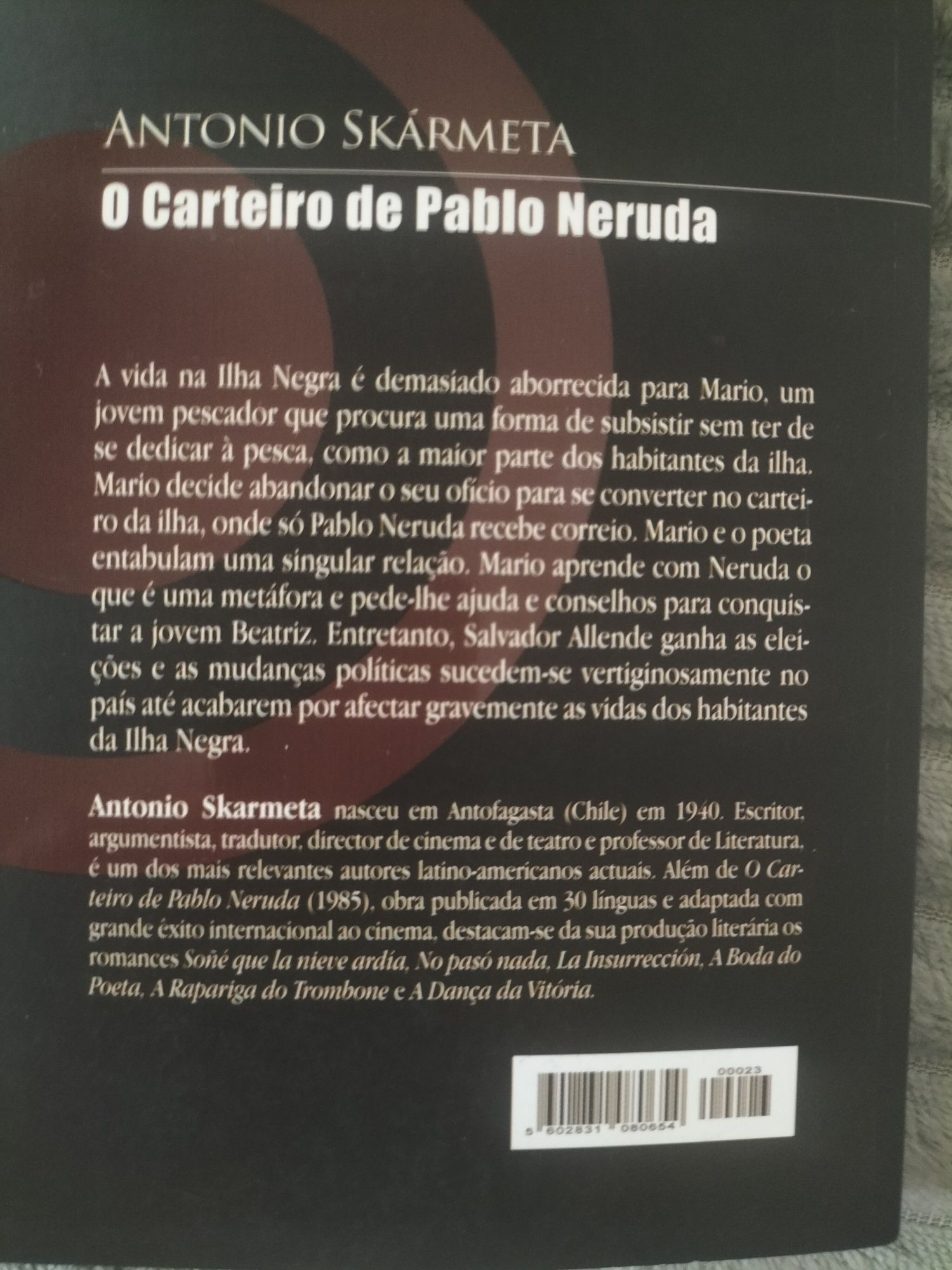 Livro "O carteiro de Pablo Neruda"