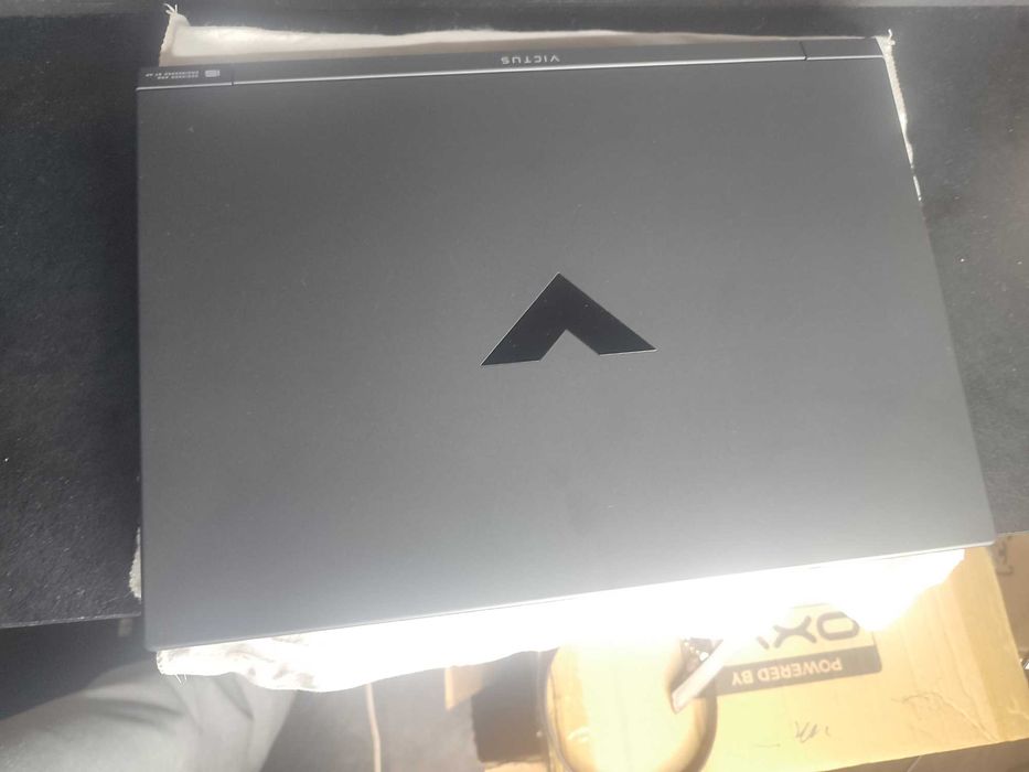 Laptop Victus HP RTX 4070 intelcore i7-13700H 240Hz