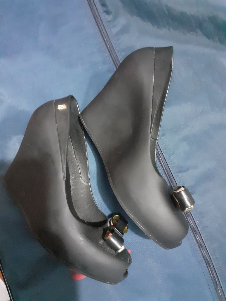 Sapato de cunha MELISSA com lacinho