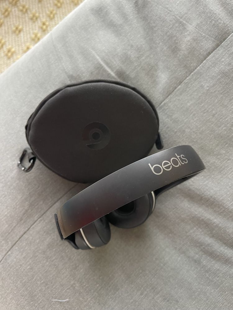 Auscultadores headphones Beats Solo 3 wireless em óptimo estado