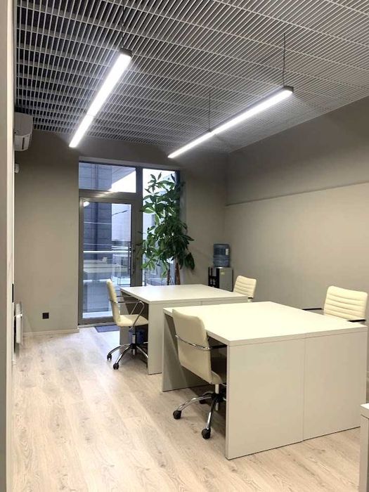 Офіс з терасою. RiverStone, Дніпровська набережна, 14в. Генератор