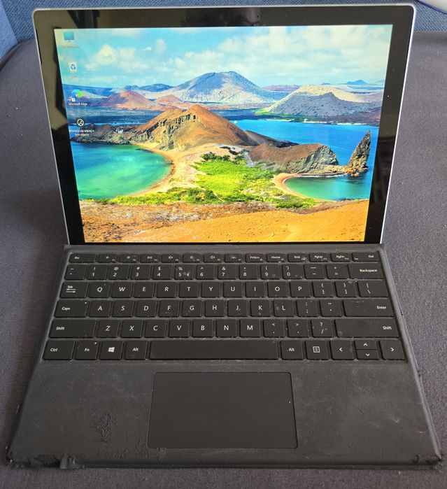 Surface Pro 7 klawiatura plus gratis