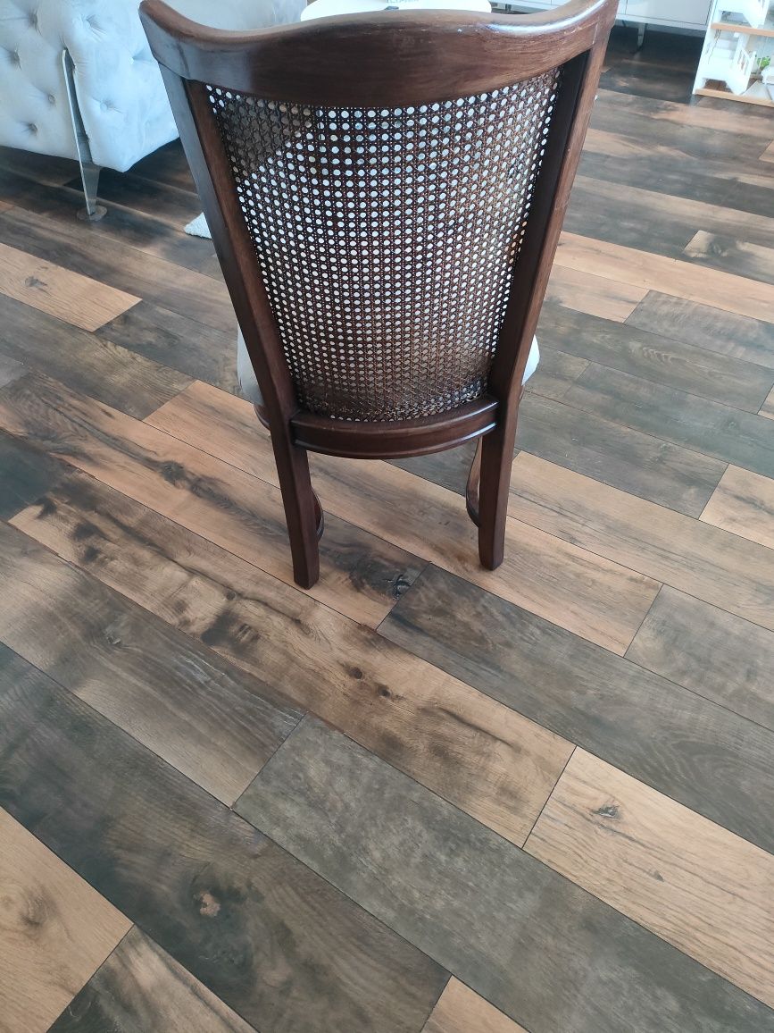 Krzesła tapicerowane 4 szt