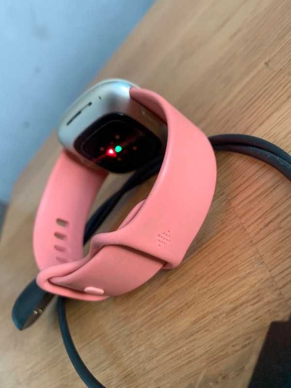 Zegarek smartwatch Google Fitbit Versa 3 jak garmin xiaomi huawei
