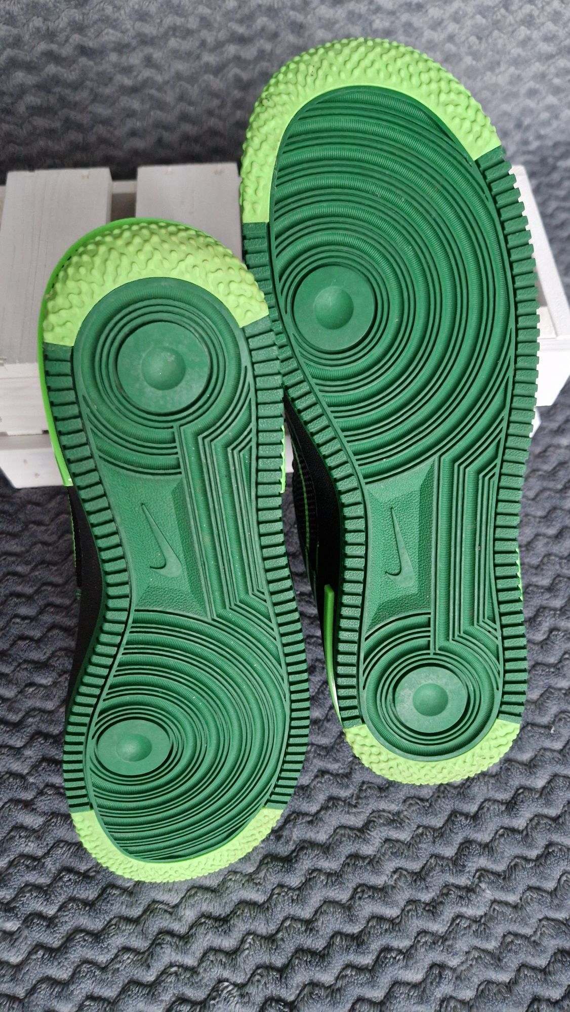 Nike Air Force 1 React QS Naija - rozm. 42,5 - sportowe buty AF1  MEN