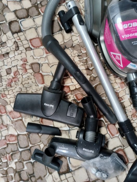 Пилосос PHILIPS FC 8634/01 FC8634/01
Технологія PowerCyclone 4 ми