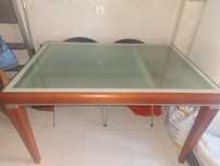 Mesa de madeira extensível