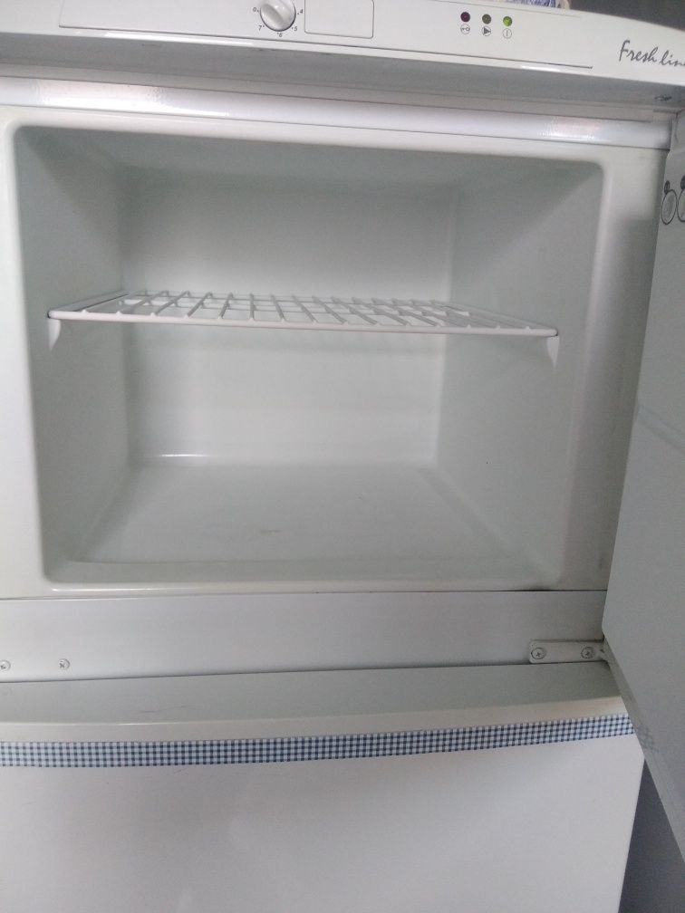 Lodówko- zamrażarka używana Fresch Line tanio