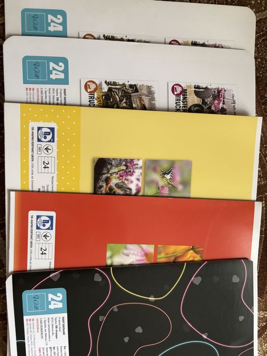 Нові зошити. 21 штука