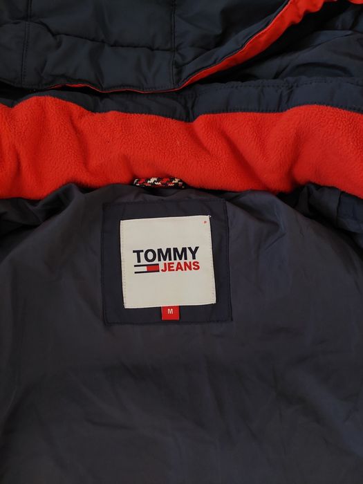 Чоловічий  дутий пуховик фірми TOMMY Jeans