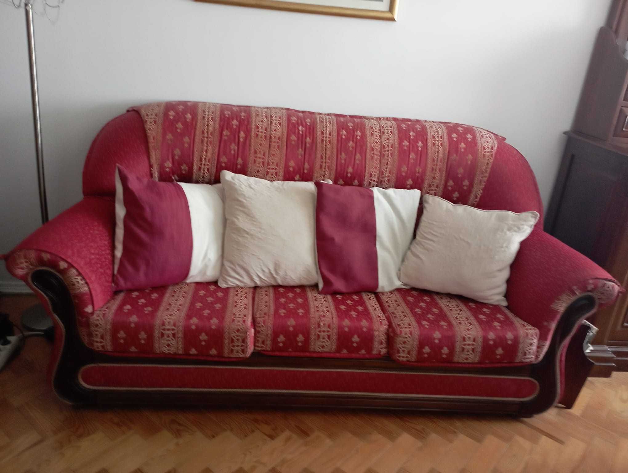Sofá-cama Clássico