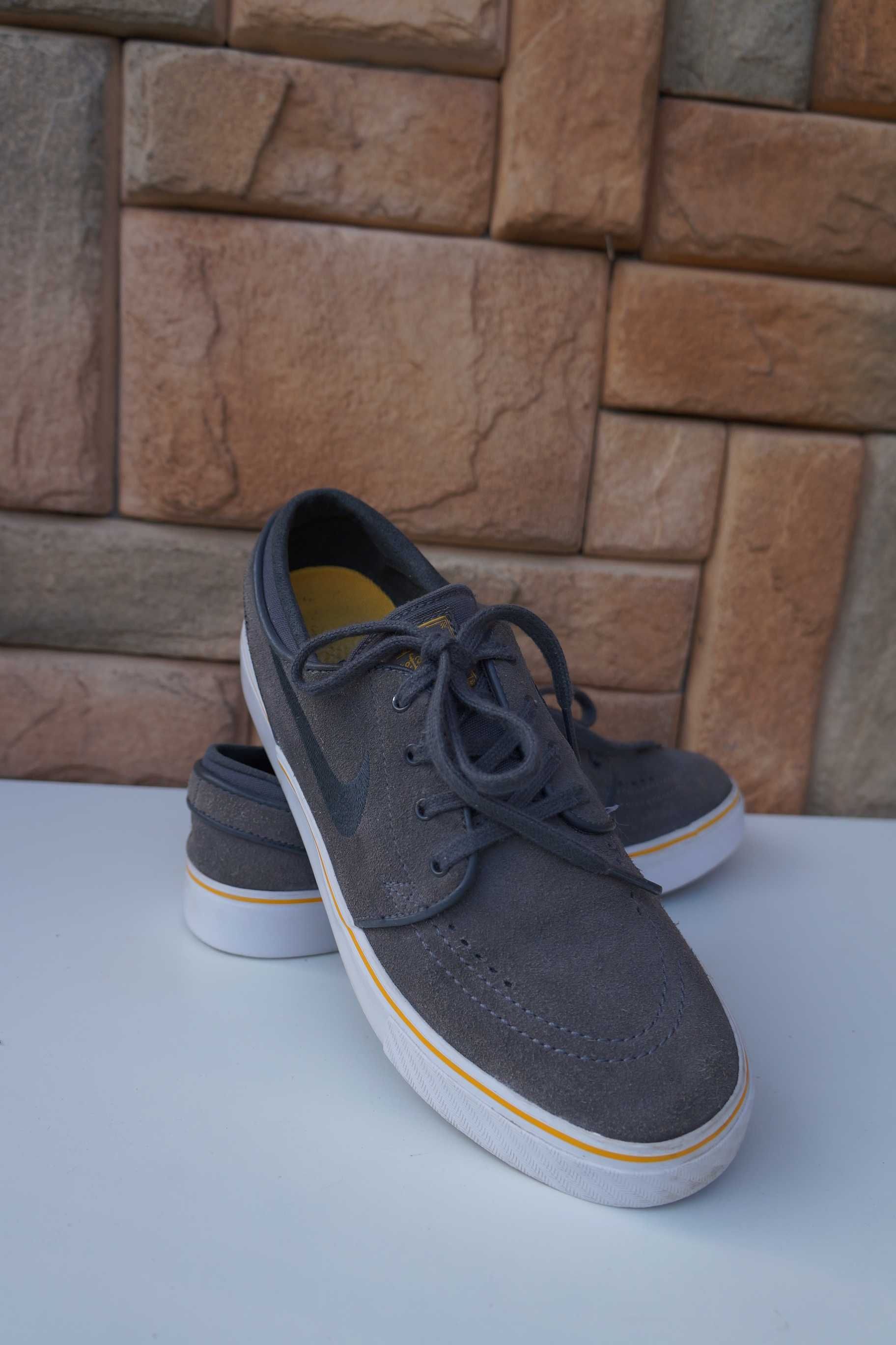 Buty NIKE Zoom Stefan Janoski - 40