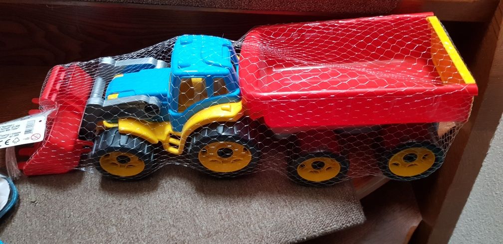 Nowe zabawki po piasku piaskownicy traktor wader myszka miki foremki
