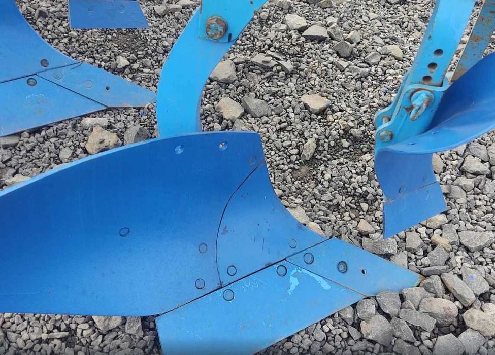 Плуг Lemken EurOpal 7 4 корп. Lemken Opal 120 із зміною ширини оранки