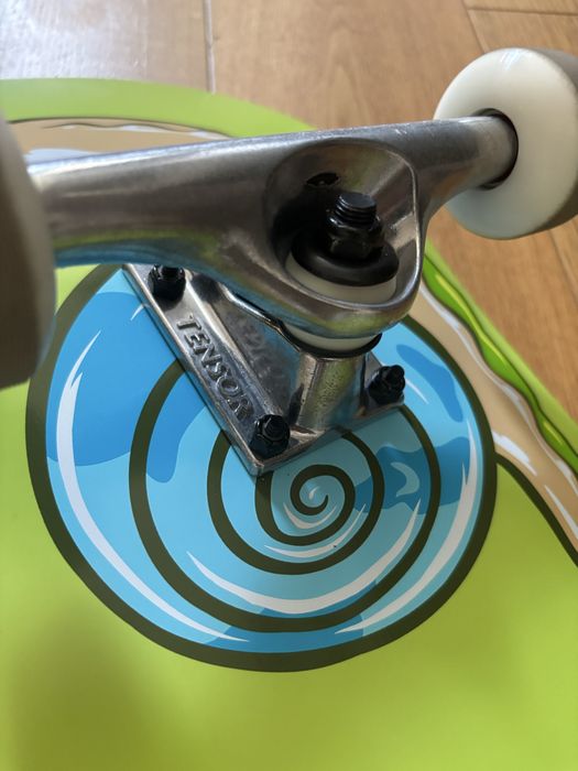Prawie nowa deskorolka + skatetool
