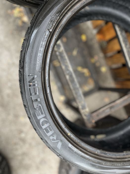 235/40 r19 шини, резина зима
