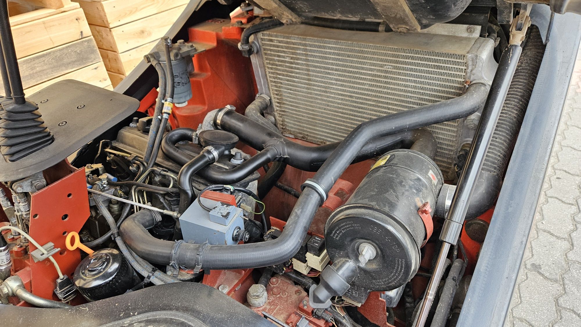 Wózek Widłowy Linde H18T Tylko 7300MTG triplex diesel terenowy